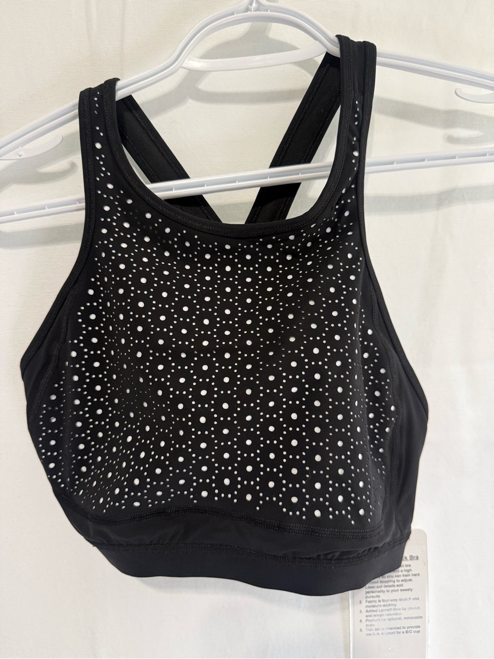 NWT Lululemon Colour Me Quick High Neck Sports Bra - Size 8 B/C Cup